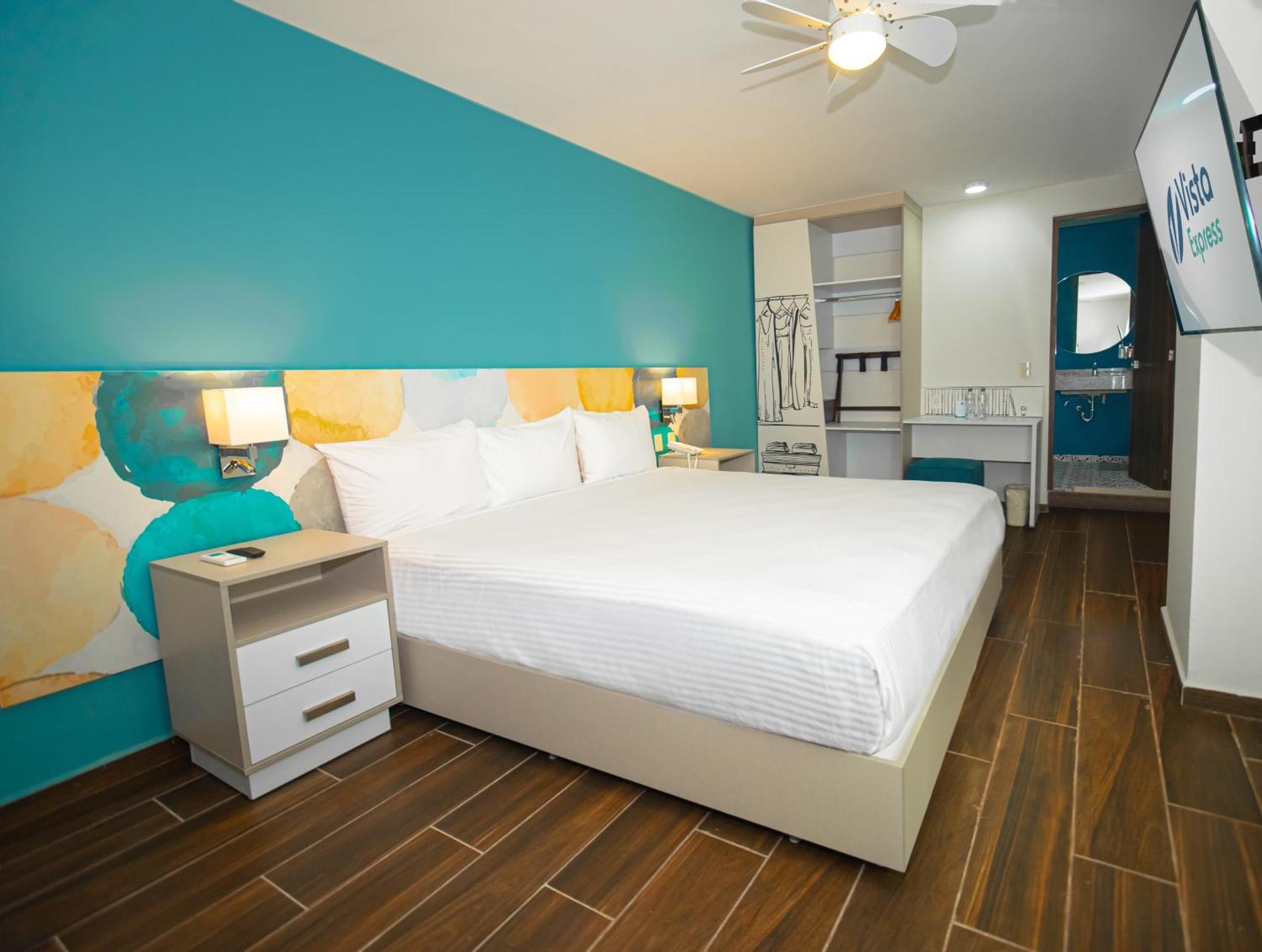 Vista Express Guadalajara Expo Surestay Collection By Bw