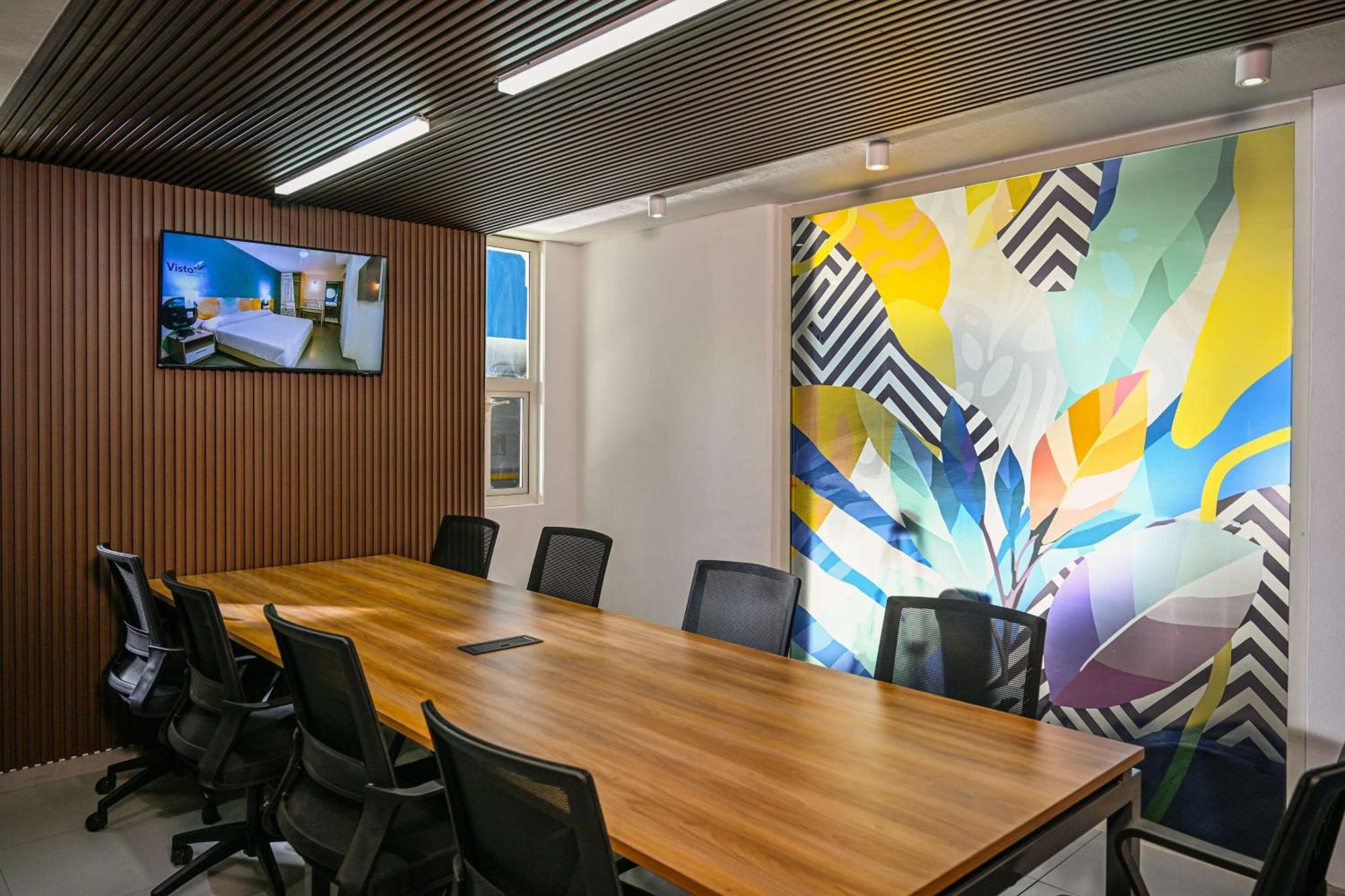 Vista Express Guadalajara Expo Surestay Collection By Bw 4*