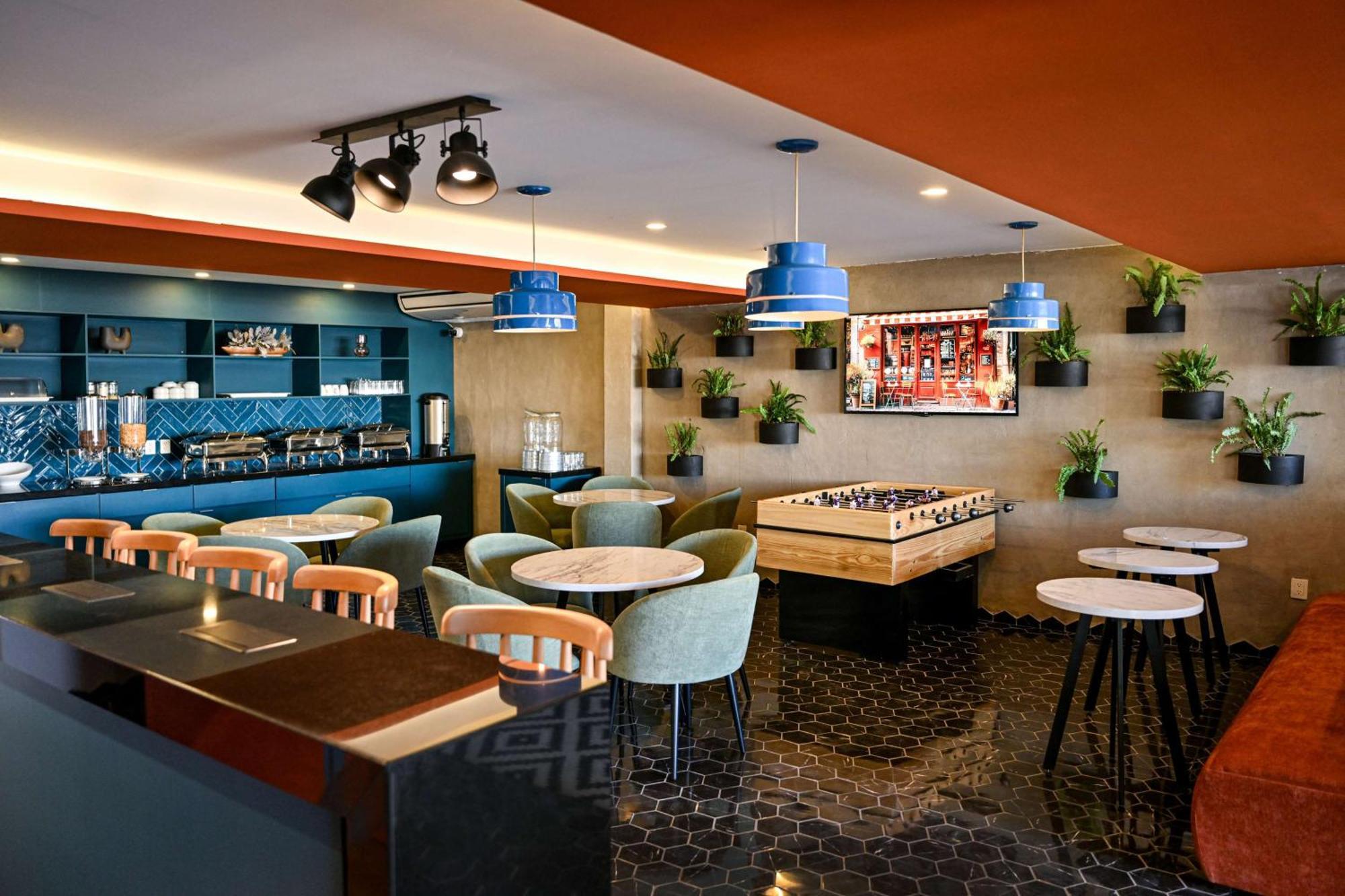 Hotel Vista Express Guadalajara Expo Surestay Collection By Bw