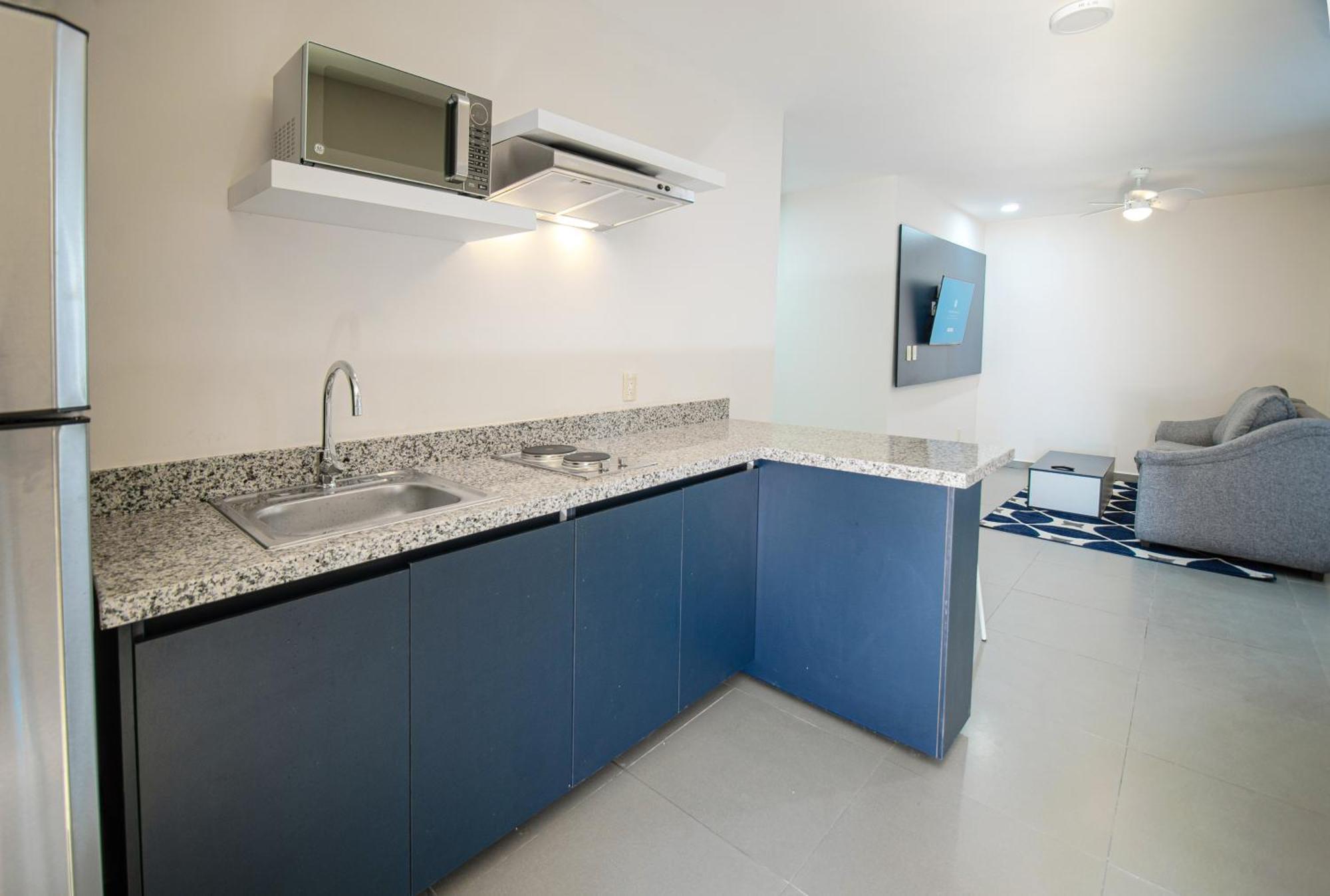 Hotel Vista Express Guadalajara Expo Surestay Collection By Bw 4*