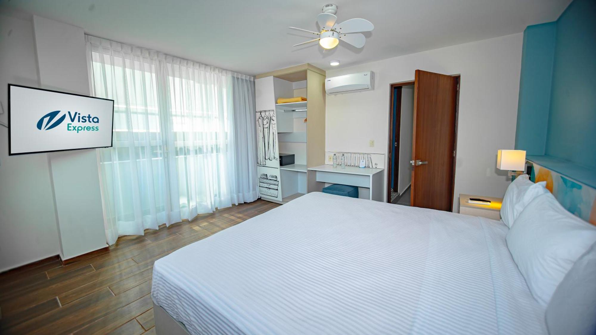 Vista Express Guadalajara Expo Surestay Collection By Bw 4* Zapopan